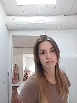 Cristina02 online show from 04/16/26, 10:16