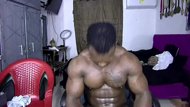 Snapshot of MedellinBlackx chatting on 11/06/25, 12:00 MedellinBlackx online show from 11/06/25, 12:00