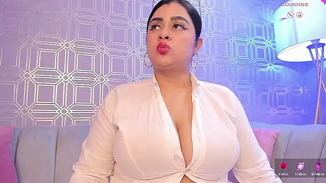 Snapshot of Emilyboobss chatting on 03/13/25, 08:59 Emilyboobss online show from 03/13/25, 08:59