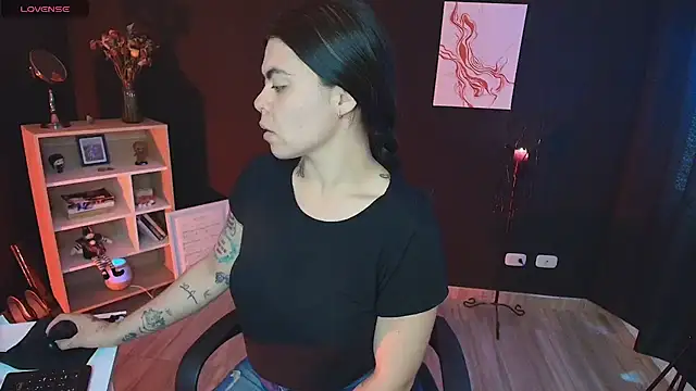  WednesdayFriday  online show from 12/03/24, 07:00