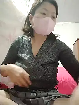 Snapshot of Anna_Toy19 chatting on 02/15/25, 08:44 Anna Toy19 online show from 02/15/25, 08:44