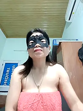 Snapshot of Anna_Toy19 chatting on 11/08/25, 11:14 Anna Toy19 online show from 11/08/25, 11:14