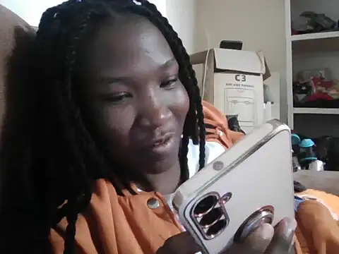 just nala online show from 05/05/26, 08:33