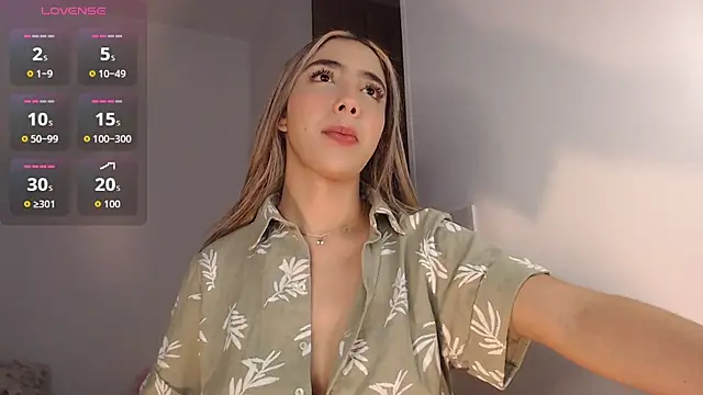 Snapshot of Marian_se chatting on 10/29/25, 11:28 Marian se online show from 10/29/25, 11:28