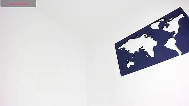 Snapshot of CurvyViolet chatting on 12/07/24, 11:51 CurvyViolet online show from 12/07/24, 11:51