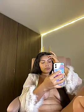 Nathcurly  online show from 12/31/24, 11:39