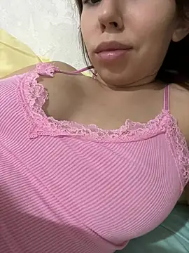 Snapshot of kristina_amurova chatting on 07/12/26, 07:16 kristina amurova online show from 07/12/26, 07:16