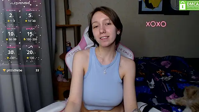 Snapshot of LeahGottty chatting on 12/03/24, 05:23 LeahGottty online show from 12/03/24, 05:23