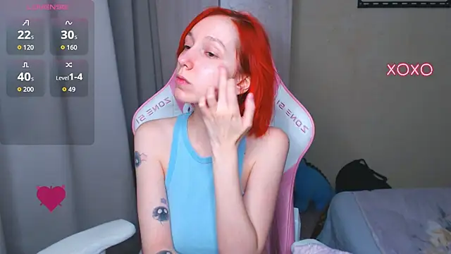 Snapshot of LeahGottty chatting on 11/05/25, 04:45 LeahGottty online show from 11/05/25, 04:45