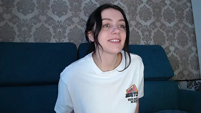 Louise Lavender online show from 02/26/25, 04:14