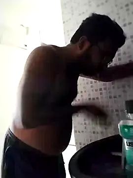 findmemylove online show from 01/10/25, 04:33