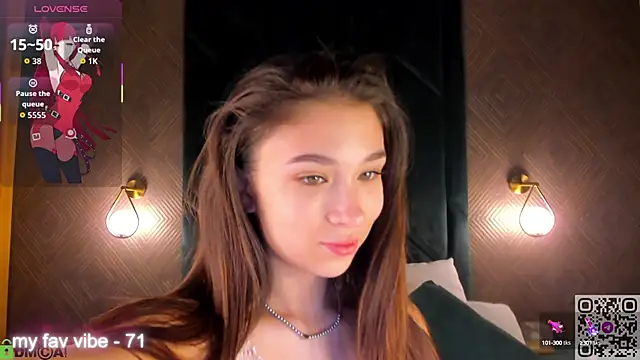 Snapshot of Anna_Way chatting on 09/19/25, 01:07 Anna Way online show from 09/19/25, 01:07