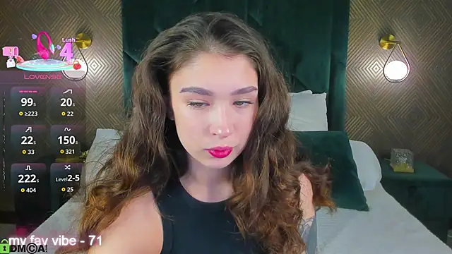 Snapshot of Anna_Way chatting on 10/13/25, 01:16 Anna Way online show from 10/13/25, 01:16