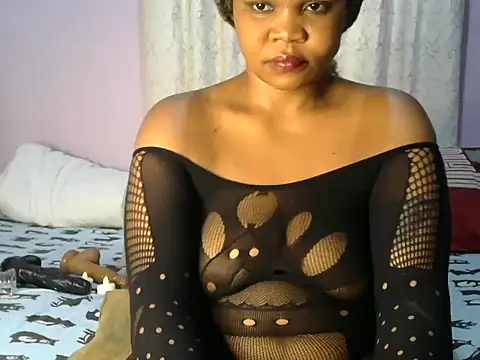 Snapshot of nuts_african chatting on 09/27/25, 05:51 nuts african online show from 09/27/25, 05:51