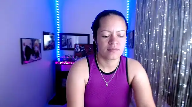 Snapshot of Cristal_w chatting on 03/14/25, 03:25 Cristal w online show from 03/14/25, 03:25