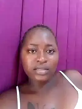 Snapshot of slender-qwene chatting on 09/09/25, 09:31 slender-qwene online show from 09/09/25, 09:31