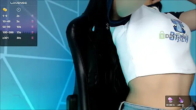 lilylouisee online show from 12/14/24, 10:50