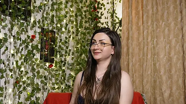 NaughtYHomemadE online show from 04/18/26, 07:07