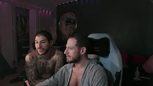 Snapshot of KingCal205 chatting on 11/13/25, 06:34 KingCal205 online show from 11/13/25, 06:34