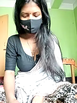 Snapshot of Anusri- chatting on 02/05/25, 05:52 Anusri- online show from 02/05/25, 05:52
