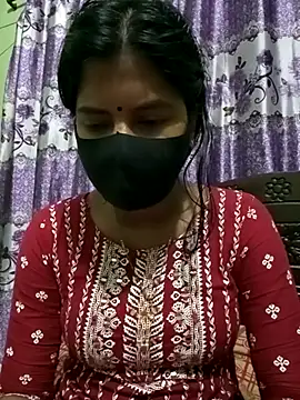 Snapshot of Anusri- chatting on 03/07/25, 04:22 Anusri- online show from 03/07/25, 04:22