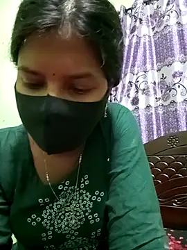 Snapshot of Anusri- chatting on 03/09/25, 01:37 Anusri- online show from 03/09/25, 01:37