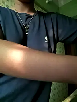Snapshot of Anusri- chatting on 03/10/25, 10:26 Anusri- online show from 03/10/25, 10:26