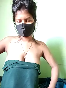 Snapshot of Anusri- chatting on 03/11/25, 09:45 Anusri- online show from 03/11/25, 09:45