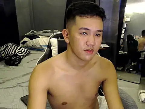 Snapshot of xgregor07 chatting on 10/01/25, 08:20 xgregor07 online show from 10/01/25, 08:20
