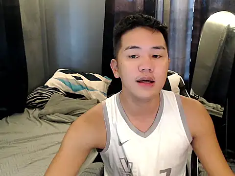 Snapshot of xgregor07 chatting on 10/10/25, 02:10 xgregor07 online show from 10/10/25, 02:10