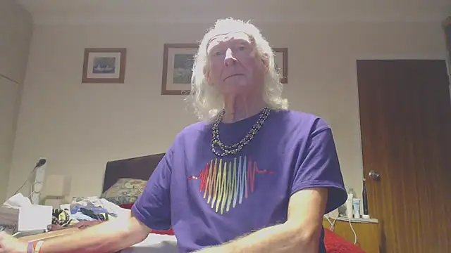 WaverlyKernow online show from 11/12/25, 12:05