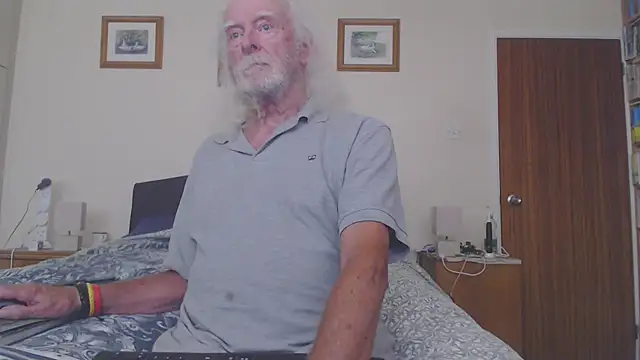 WaverlyKernow online show from 07/06/26, 03:36
