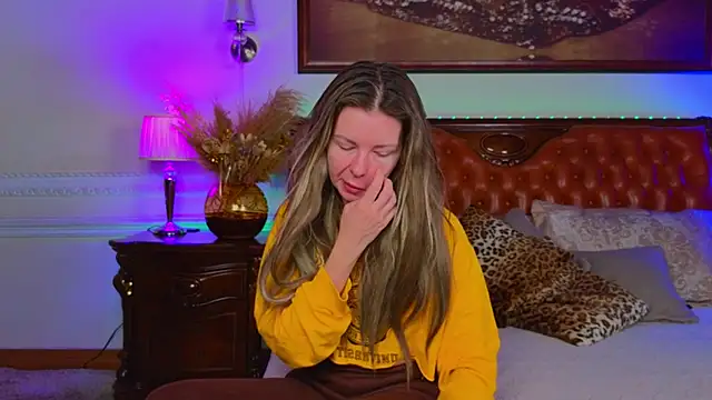 Real Tini online show from 12/02/25, 06:19