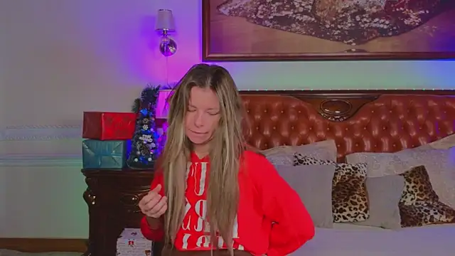 Real Tini online show from 12/23/25, 06:33