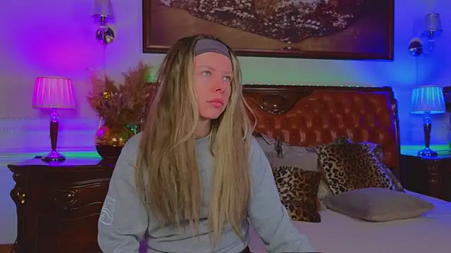 Real Tini online show from 01/16/26, 06:17