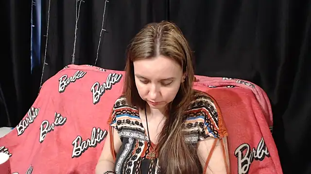Snapshot of Milana69 chatting on 04/21/26, 02:01 Milana69 online show from 04/21/26, 02:01