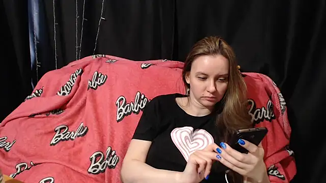 Snapshot of Milana69 chatting on 04/24/26, 02:41 Milana69 online show from 04/24/26, 02:41