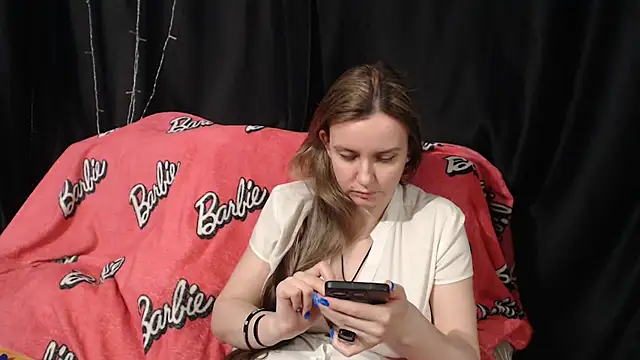 Snapshot of Milana69 chatting on 04/30/26, 02:12 Milana69 online show from 04/30/26, 02:12
