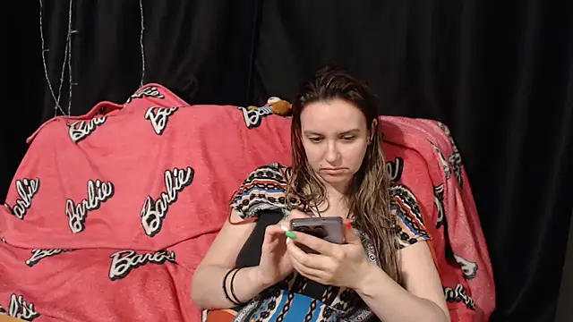 Snapshot of Milana69 chatting on 05/28/26, 07:44 Milana69 online show from 05/28/26, 07:44