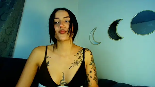 Snapshot of natashapridee_ chatting on 03/15/25, 01:19 natashapridee online show from 03/15/25, 01:19