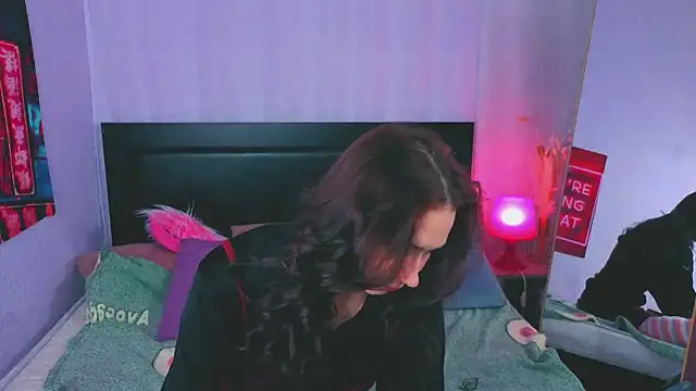 Snapshot of ArmiEri chatting on 02/19/26, 01:01 ArmiEri online show from 02/19/26, 01:01