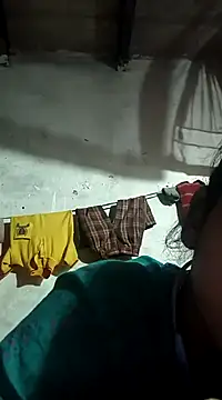 Crezy-Queen01 online show from 02/12/25, 04:22