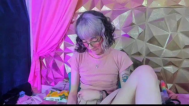 neeko princes online show from 12/28/24, 03:26