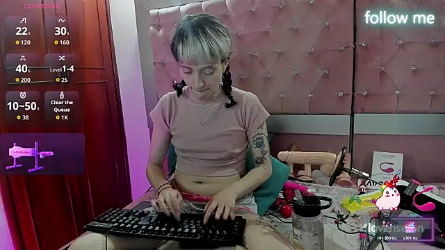 neeko princes online show from 11/14/25, 12:15