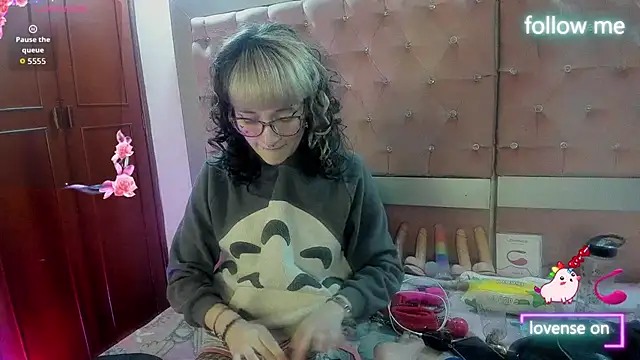 neeko princes online show from 02/17/26, 12:12