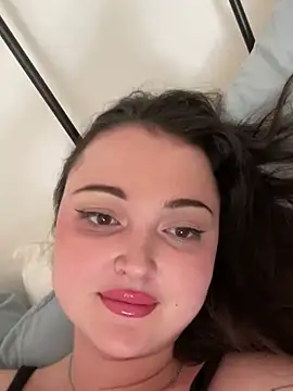 Snapshot of chunliklk chatting on 12/16/24, 09:03 chunliklk online show from 12/16/24, 09:03