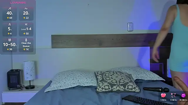 Snapshot of _fullmoon chatting on 01/23/25, 12:57  fullmoon online show from 01/23/25, 12:57