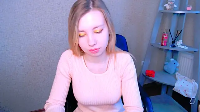Snapshot of AliceFire_ chatting on 03/22/25, 07:15 AliceFire  online show from 03/22/25, 07:15