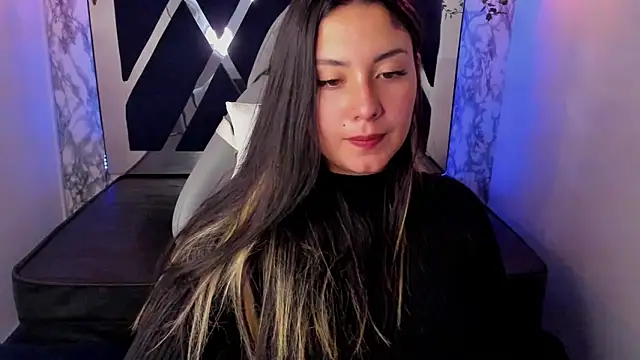 Lia 14  online show from 01/17/25, 05:30