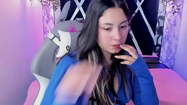 Lia 14  online show from 01/30/25, 05:39
